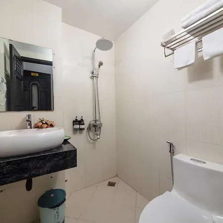 Hanoi Liliane Hotel And Travel Exterior photo